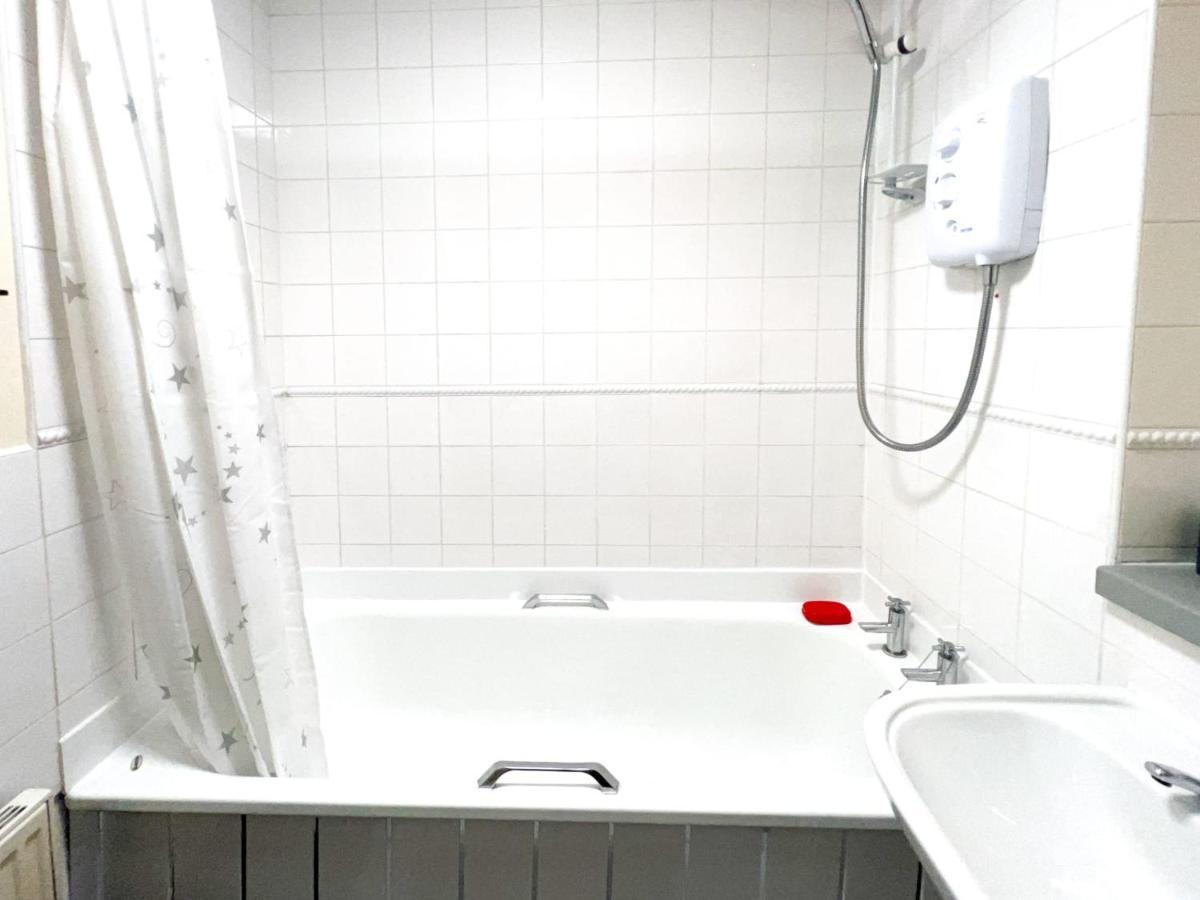 2 Bedroom - River Clyde Home - Parking Γλασκώβη Εξωτερικό φωτογραφία